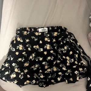 Hollister Skirt